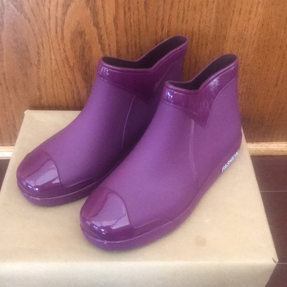 “NEW ARRIVALS” NQ fashion women’s rain boots, non-slip wear-resistant size 9.5 - Picture 7 of 10